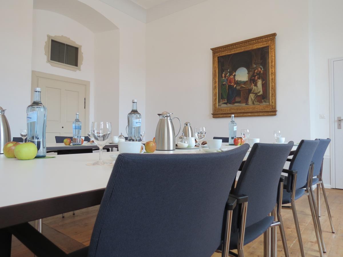 Hotel Kloster-Gasthof Speinshart 에센바흐 인 데르 오베르팔츠 외부 사진